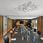 W - Opera 5*
