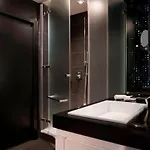 W - Opera Otel