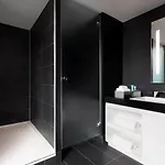 Otel W - Opera