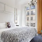 Otel W - Opera 5*