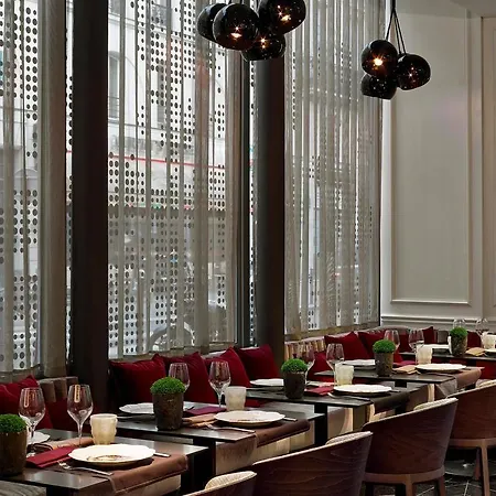 W - Opera Hotel 5*