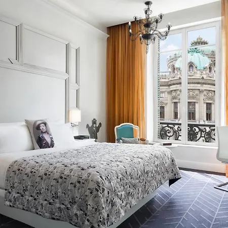 W - Opera 5* París
